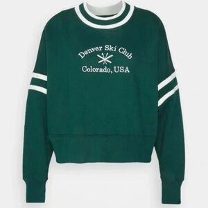 Abercrombie & Fitch Green Ski Crew Neck Cropped Sweatshirt NWOT